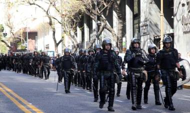 EL GOBIERNO LES PASA FACTURA A 14 ORGANIZACIONES SOCIALES POR LA MARCHA DEL 20D: “EL GASTO DEL OPERATIVO NO LE CORRESPONDE A LA CIUDADANÍA”