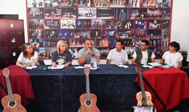 VILLA MERCEDES: PRESENTACIÓN DE LA 35º EDICIÓN - FIESTA NACIONAL DE LA CALLE ANGOSTA