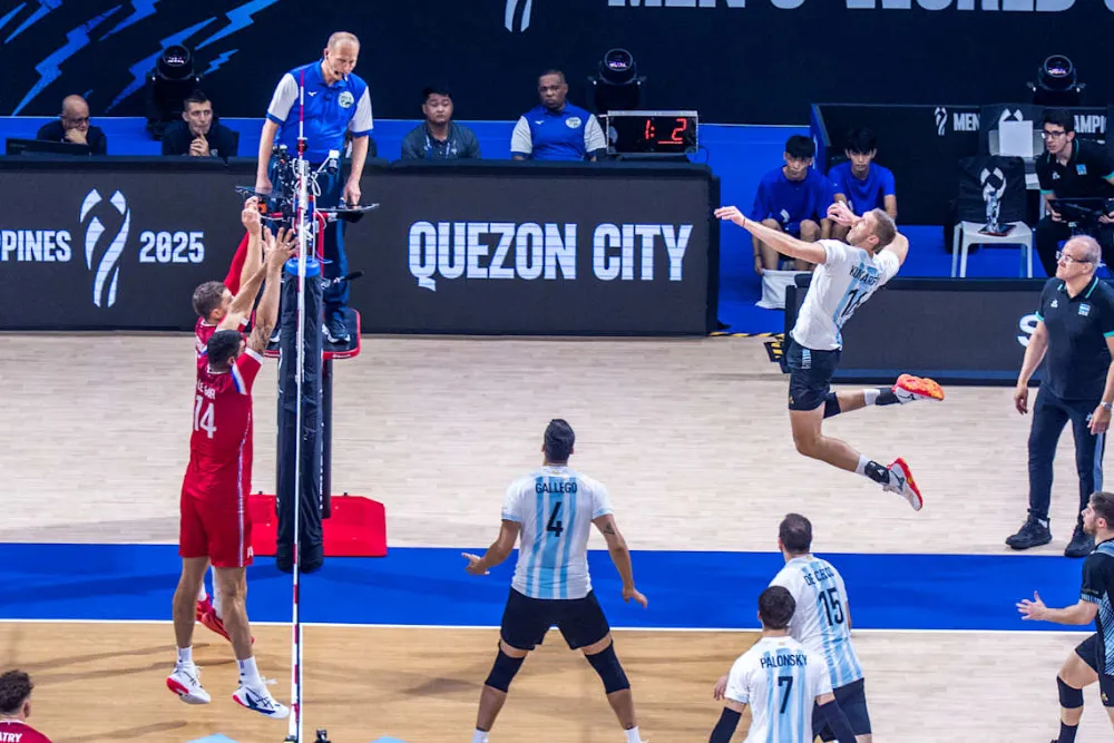 ARGENTINA VENCIÓ A FRANCIA Y AVANZÓ A OCTAVOS DEL MUNDIAL DE VÓLEY