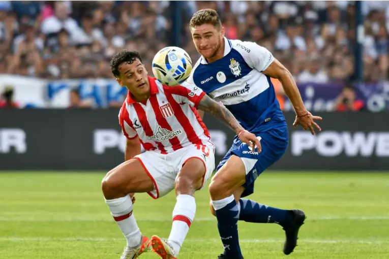 ESTUDIANTES GANÓ EL CLÁSICO Y JUGARÁ LA FINAL DEL TORNEO CLAUSURA