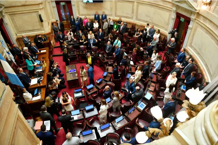 EL SENADO CONVIRTIÓ EN LEY EL PRESUPUESTO 2026 Y MILEI LOGRA SU PRIMER PRESUPUESTO APROBADO