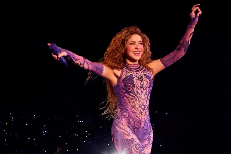SHAKIRA ROMPIÓ UN RÉCORD HISTÓRICO CON SU GIRA “LAS MUJERES YA NO LLORAN”