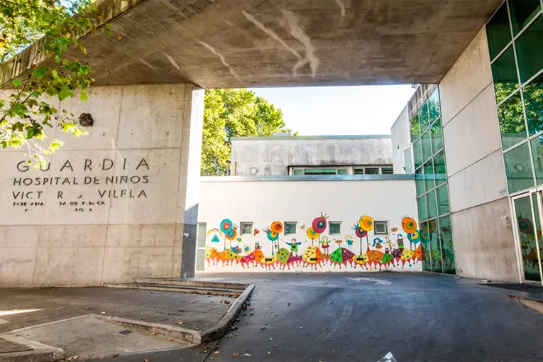 ROSARIO: UNA NENA DE 5 AÑOS ESTÁ GRAVE TRAS UNA BALACERA EN BARRIO LA TABLADA