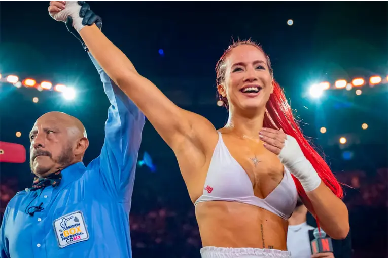 Flor Vigna ganó en México y anunció su retiro del boxeo