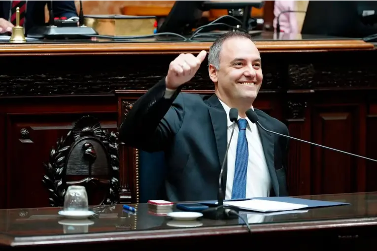 Adorni defendió su patrimonio y dijo que la causa “no tiene sustento”