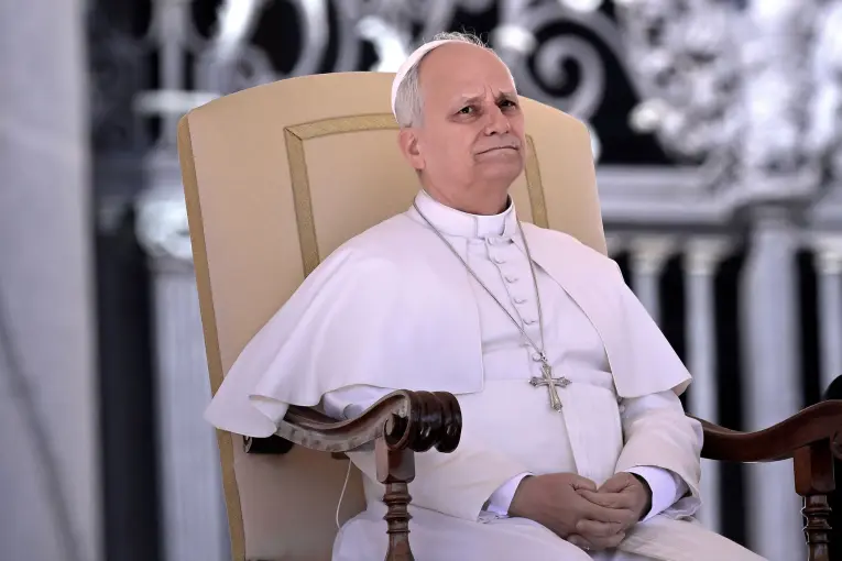 El papa León XIV pidió compromiso activo a empleados de la Iglesia