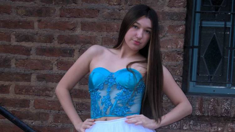 Ana Pepellin: modelo y actriz que construye su sueño a los 18 años
