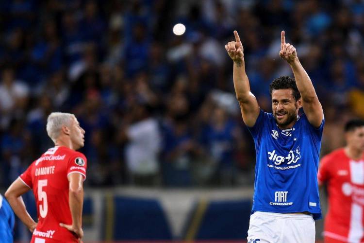 APLASTANTE DERROTA DEL GLOBO ANTE CRUZEIRO
