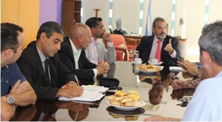 OPERATIVOS POLICIALES NOCTURNOS EN SAN LUIS