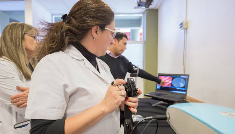GASTROENTERÓLOGOS Y CIRUJANOS DE SAN LUIS SE CAPACITARON CON SIMULADORES DE ALTA TECNOLOGÍA EN LA ULP
