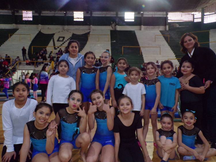 TUCUMÁN: TORNEO AMISTOSO COPA SALTIMBANCO DE GIMNASIA ARTÍSTICA EN CLUB DEFENSORES DE VILLA LUJÁN