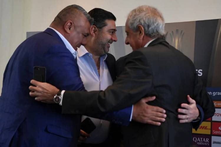 LA GUERRA ENTRE LA AFA Y LA CONMEBOL OBLIGA A LOS CLUBES ARGENTINOS QUE JUEGAN COPAS A PONER LA GUARDIA ALTA