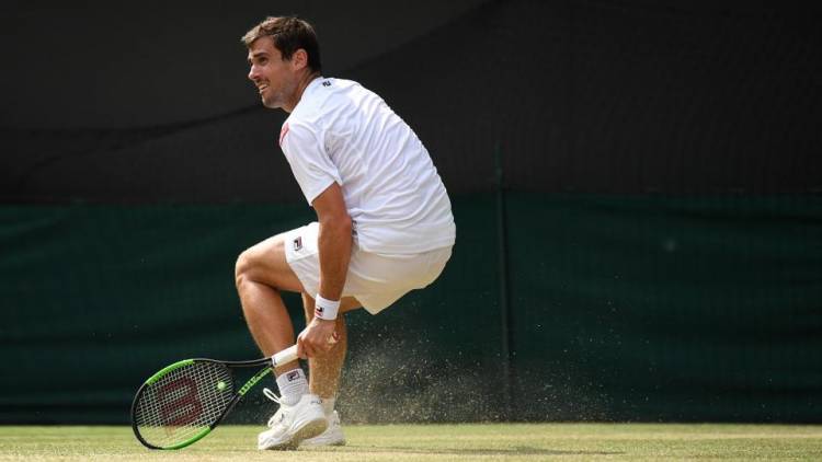 FIN DEL SUEÑO DE PELLA EN WIMBLEDON: PERDIÓ EN 4 SETS ANTE BAUTISTA AGUT