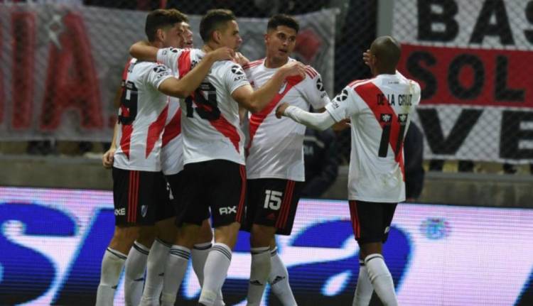 RIVER PASÓ CON SUFRIMIENTO Y AHORA VA POR GODOY CRUZ