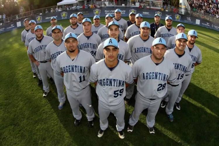 EL SÓFTBOL ARGENTINO, ESE CAMPEÓN DE AMATEURS QUE SE SIENTEN PRIVILEGIADOS