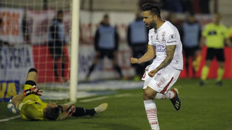 HURACÁN SE HIZO FUERTE EN EL DUCÓ, DERROTÓ A COLÓN Y, POR AHORA, ES PUNTERO DE LA SUPERLIGA