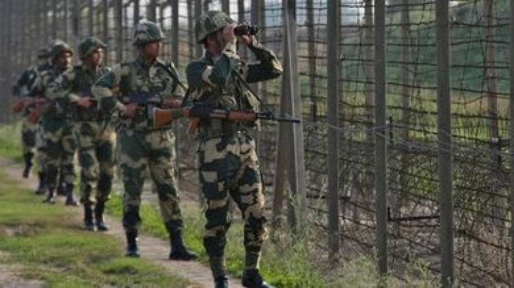 MÁS DE 20.000 EVACUADOS EN INDIA POR ALERTA DE ATAQUES TERRORISTAS