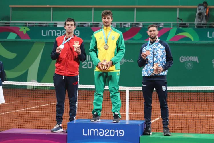 MEDALLA DE BRONCE PARA GUIDO ANDREOZZI, EN EL DUELO DE ARGENTINOS