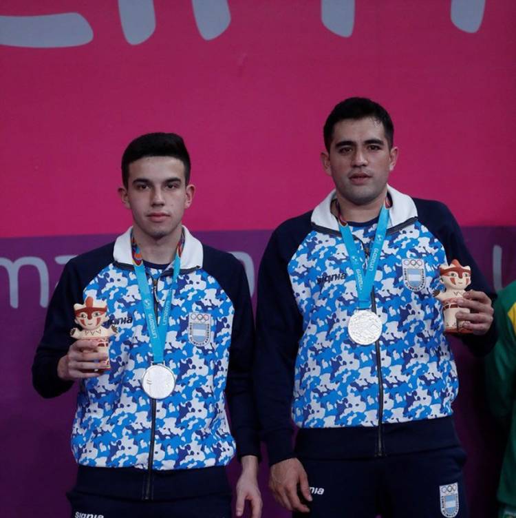 MEDALLA DE PLATA PARA GASTÓN ALTO Y HORACIO CIFUENTES, EN TENIS DE MESA