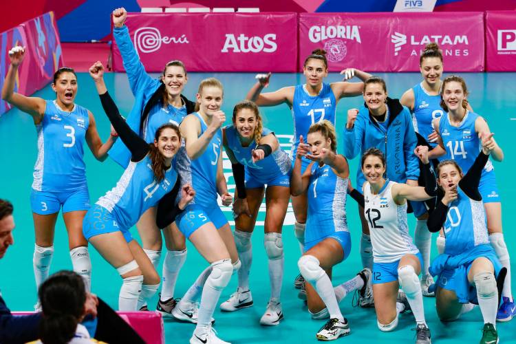 CONTUNDENTE VICTORIA DE LAS PANTERAS ANTE BRASIL
