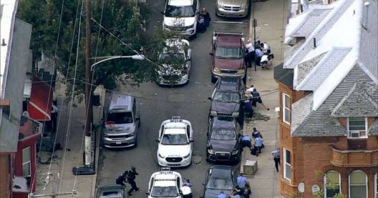TIROTEO EN FILADEFIA HAY 6 POLICIAS HERIDOS