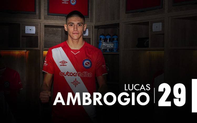 EL VILLAMERCEDINO LUCAS AMBROGIO DEBUTÓ EN PRIMERA, EN EL TRIUNFO DE ARGENTINOS SOBRE BANFIELD