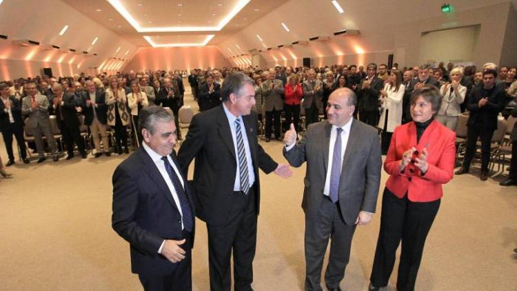 TUCUMÁN: SE INAUGURÓ EL NUEVO CENTRO DE CONVENCIONES DE LA SOCIEDAD RURAL