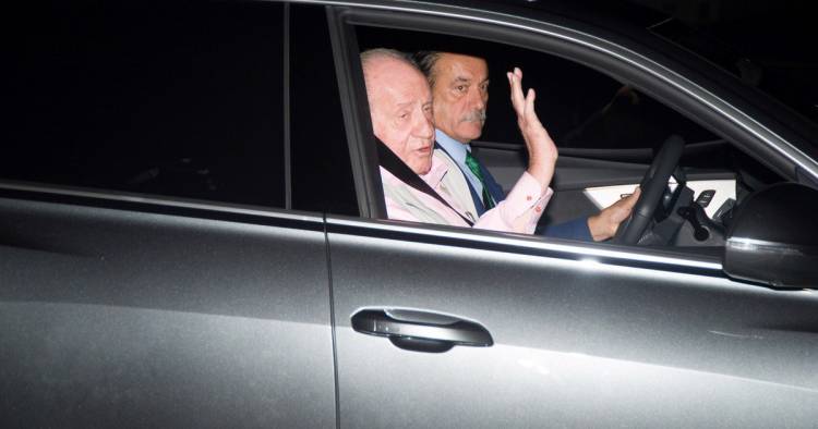 EL PAÍS DE ESPAÑA PUBLICA POR ERROR LA MUERTE DEL REY JUAN CARLOS