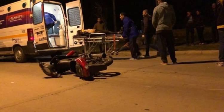 VILLA MERCEDES: LAMENTABLEMENTE FALLECIÓ UNA DE LAS JÓVENES ACCIDENTADAS ANOCHE EN EL CHOQUE ENTRE UNA MOTO Y UN AUTO