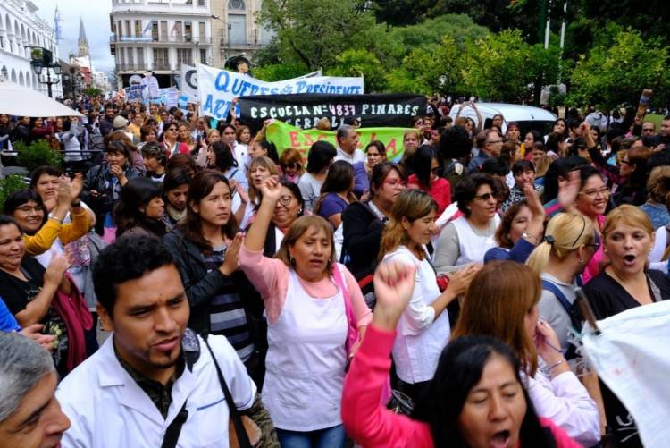 MAÑANA TAMBIÉN HABRÁ PARO DOCENTE EN SALTA