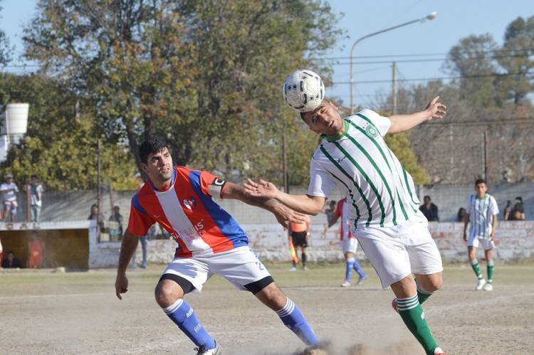 ALIANZA FUTBOLÍSTICA GOLEÓ Y ES EL NUEVO PUNTERO DEL TORNEO ANUAL DE LA LIGA DEL FÚTBOL MERCEDES