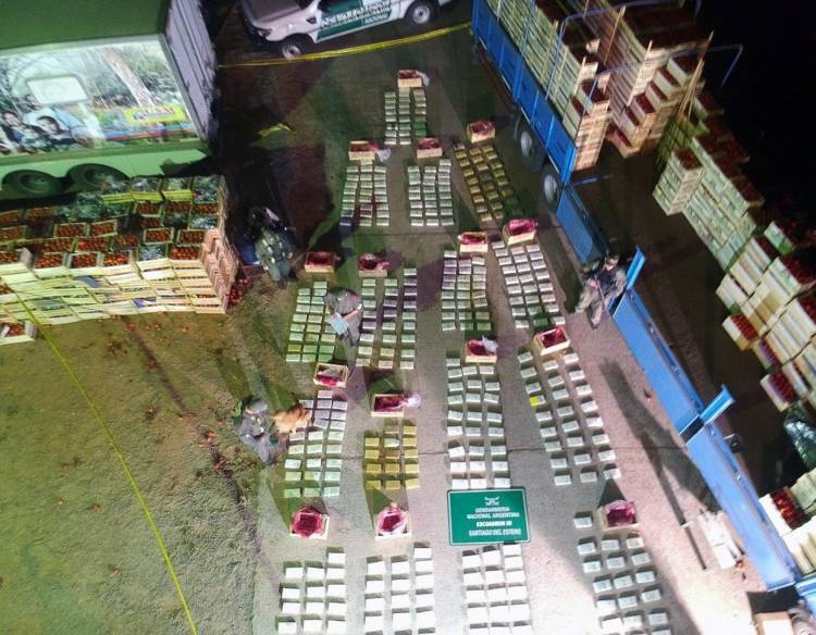 SANTIAGO DEL ESTERO: GENDARMERÍA SECUESTRÓ 408 KILOS DE COCAÍNA VALUADOS EN 170 MILLONES DE PESOS
