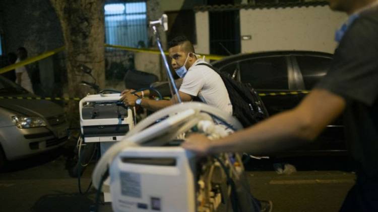 BRASIL: SE INCENDIÓ UN HOSPITAL HAY AL MENOS 10 MUERTOS
