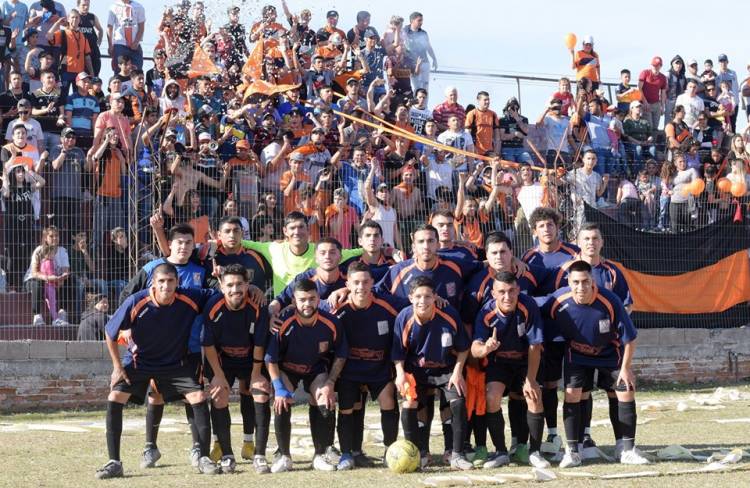 SAN JOSÉ GANÓ EL TORNEO DE ASCENSO VILLAMERCEDINO Y ES DE PRIMERA A