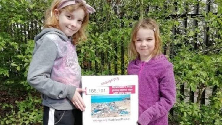 REINO UNIDO: POR PEDIDO DE DOS HERMANITAS BURGER KING NO ENTREGARÁ MÁS JUGUETES DE PLÁSTICO