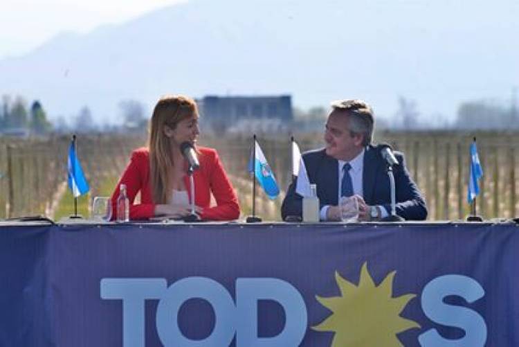 ALBERTO FERNÁNDEZ EN MENDOZA: “LES PIDO A LOS MENDOCINOS QUE EL DOMINGO CUANDO VOTEN, ACOMPAÑEN A ANABEL"