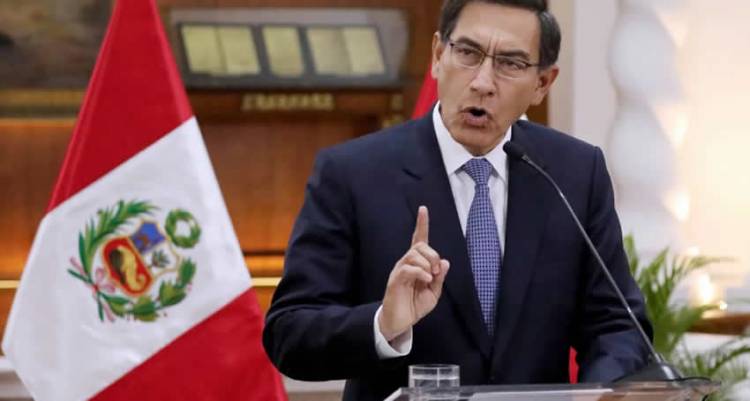 EL PRESIDENTE DE PERÚ ORDENA EL CIERRE DEL CONGRESO