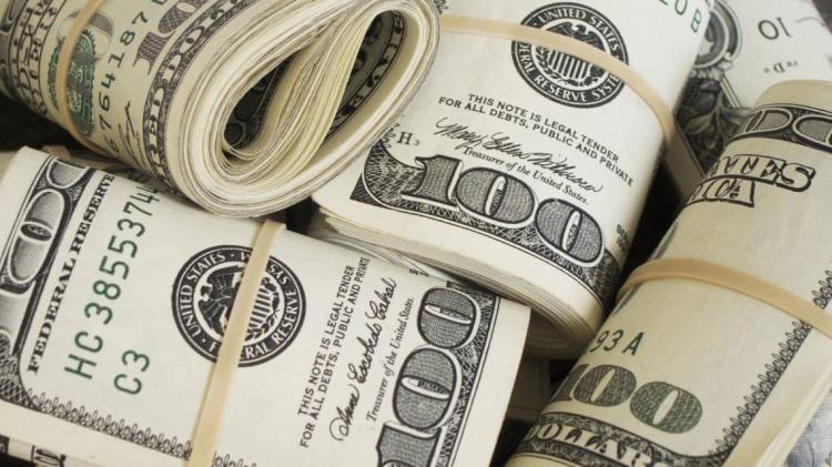 LOS DEPÓSITOS EN DÓLARES REGISTRARON FUERTE CAÍDA DURANTE SEPTIEMBRE, CASI EL 20% SEGÚN EL INFORME DEL BANCO CENTRAL