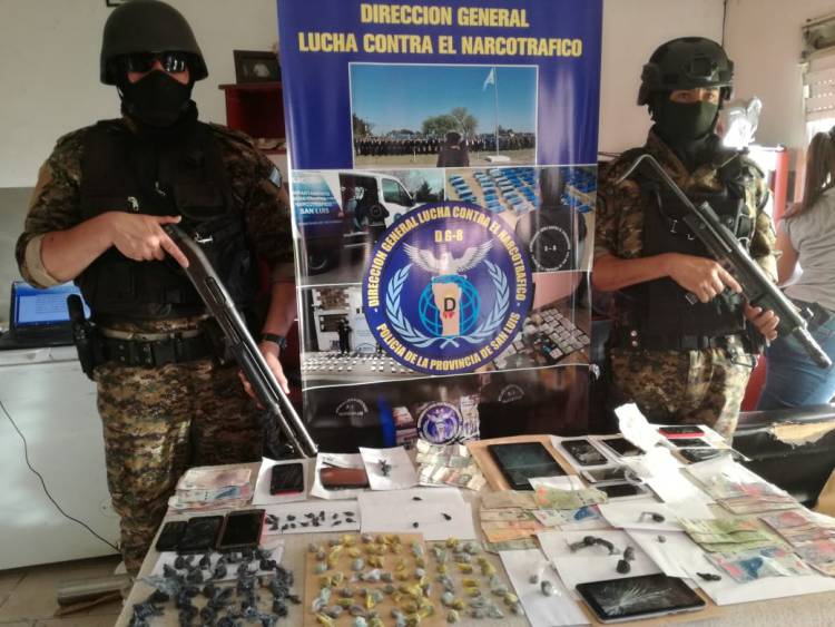SAN LUIS: LA POLICÍA PUNTANA ANULÓ DOS CENTROS DE DISTRIBUCIÓN DE DROGAS