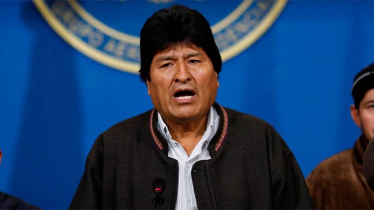 CRISIS EN BOLIVIA: EVO MORALES MANIFESTÓ QUE "MESA Y CAMACHO PASARÁN A LA HISTORIA COMO RACISTAS Y GOLPISTAS"