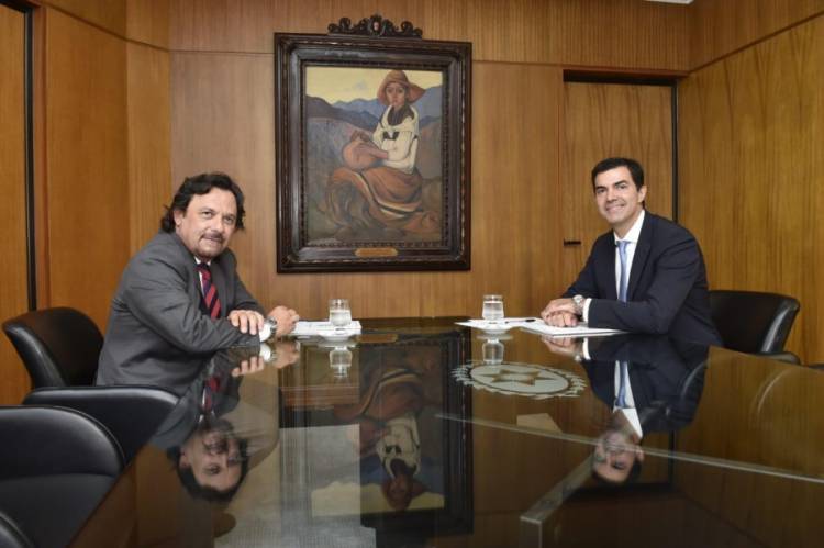 EN SALTA COMENZÓ LA TRANSICIÓN: URTUBEY RECIBIÓ A GUSTAVO SÁENZ