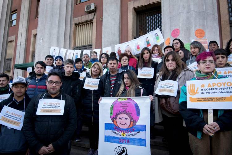 LA EXPECTATIVA DE LAS VÍCTIMAS DEL PROVOLO EN MENDOZA: "EL DOLOR NO SANA, PERO VERLOS CONDENADOS ME HARÁ CREER EN LA JUSTICIA"