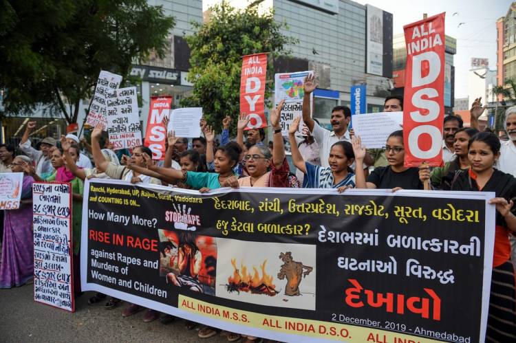 POLÉMICA: INDIA ANALIZA IMPONER ATROCES CASTIGOS A VIOLADORES ANTE LA OLA DE ATAQUES SEXUALES