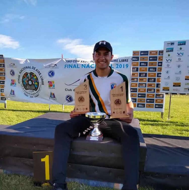 EL VILLAMERCEDINO JUAN PABLO DABOVE FUE MEDALLA DE BRONCE EN LA FINAL NACIONAL DE TIRO CON ARCO EN ESQUEL