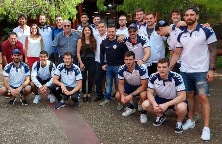 EN MAR DEL PLATA SE CONCENTRAN LOS GLADIADORES PENSANDO EN LA CLASIFICACIÓN AL MUNDIAL DE HANDBALL DE EGIPTO