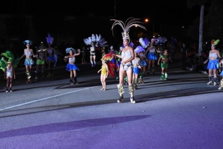 TEMPORADA 2020 EN SAN LUIS: RENCA SE ANTICIPA AL CARNAVAL CON UN DESPLIEGUE DE MÚSICA, COLOR Y ALEGRÍA