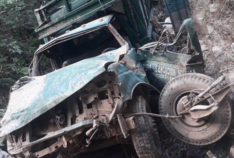 MÉXICO: ASESINARON Y QUEMARON A LOS INTEGRANTES DEL GRUPO "SENSACIÓN MUSICAL"