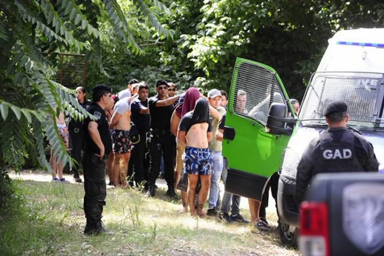 ONCE RUGBIERS DETENIDOS EN VILLA GESELL POR EL CRIMEN DE UN JOVEN A LA SALIDA DE UN BOLICHE