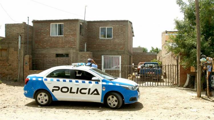 OCURRIÓ UN TERRIBLE PARRICIDIO EN NEUQUÉN, DOS HIJOS GOLPEARON Y DECAPITARON A SU PADRE