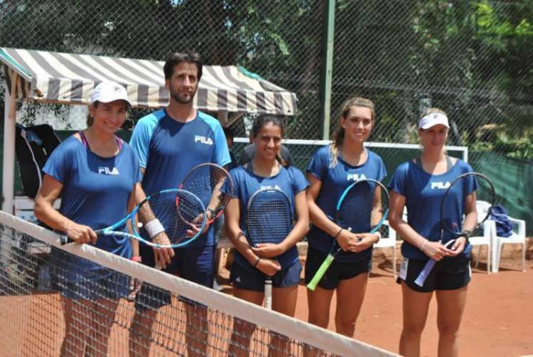 LA SELECCIÓN ARGENTINA FEMENINA DE TENIS CONCENTRA EN SAN LUIS PREVIO A LA FED CUP